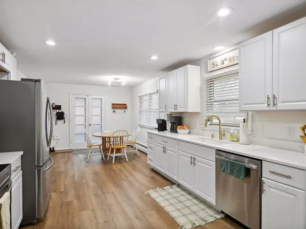 8400 62nd Ave N, Brooklyn Park, MN 55428