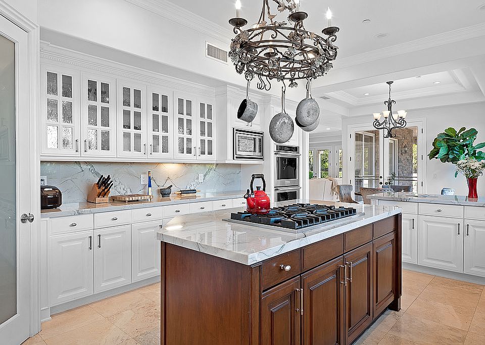 23575 Park South St, Calabasas, CA 91302 | Zillow