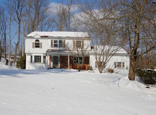 432 Kelly Ct, Wyckoff, NJ 07481