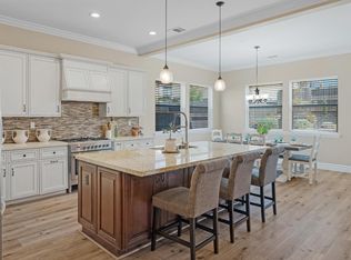 1031 El Cerro Dr, Hollister, CA 95023