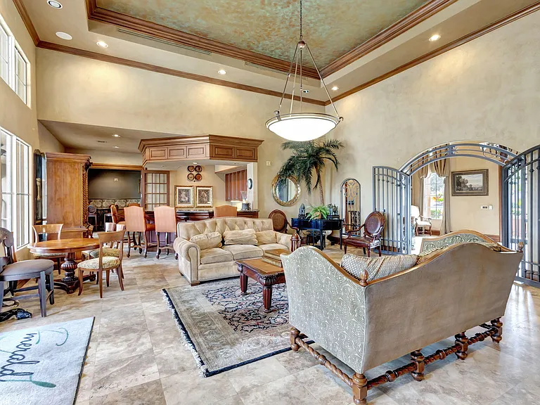 4211 San Marino Blvd #105 — Photo 44