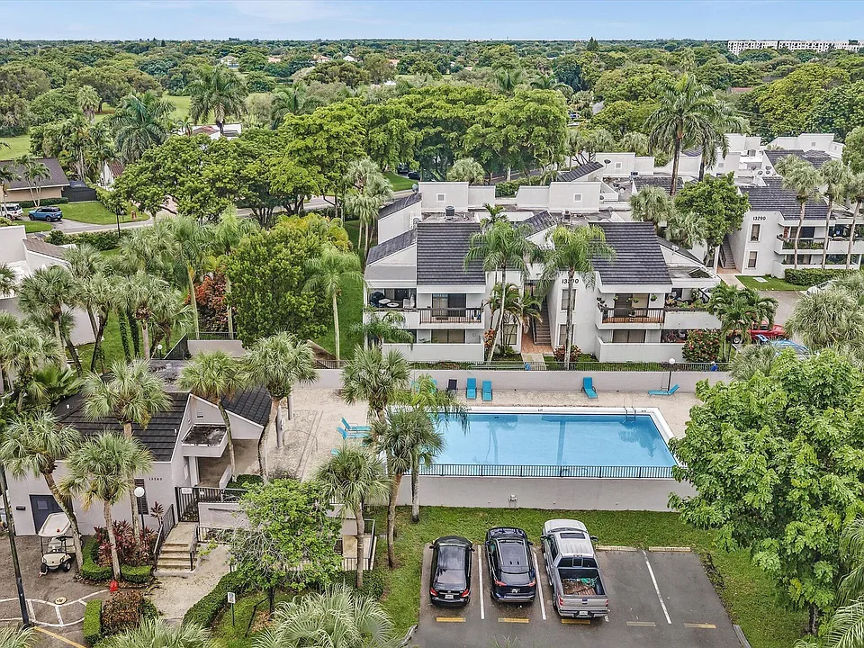 13250 SW 88th Ter N #303
