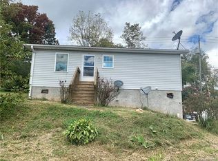 244 Crossroad Hill Rd, Canton, NC 28716