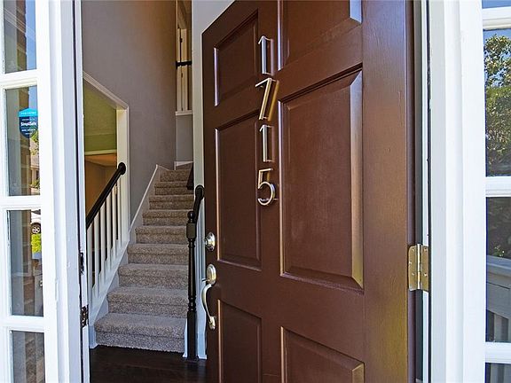 2nd image of 1715 Watercrest Cir