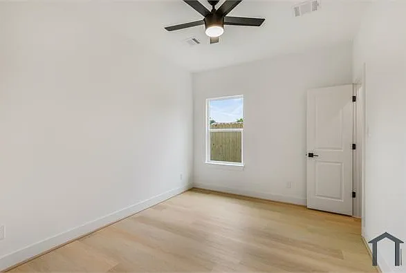5921 Mountwood St #B — Photo 12