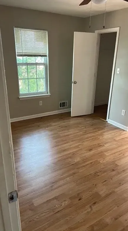 5691 Waterford Ct — Photo 3