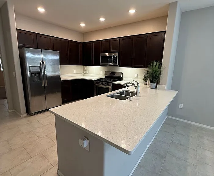 125 E Calle Vivaz — Photo 7