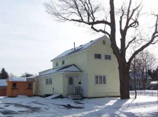 519 Stone St, Oneida, NY 13421