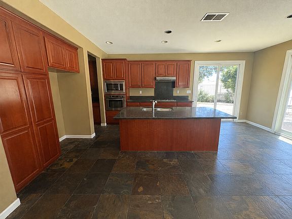 3rd image of 20401 Panoz Rd