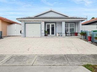 8765 NW 111th Ter, Hialeah Gardens, FL 33018