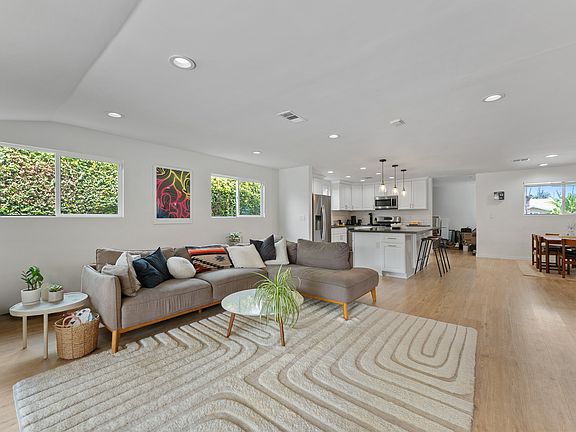 3rd image of 5211 Allott Ave