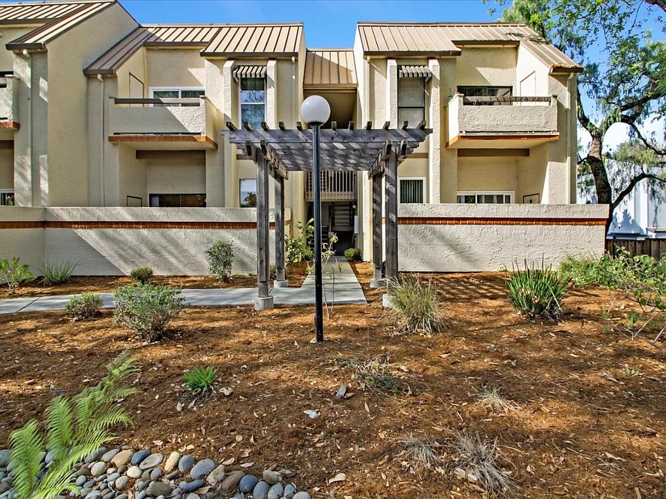 1st image of 1674 Branham Park Pl