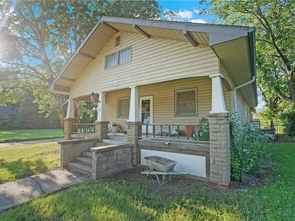 424 W Main St, Cherryvale, KS 67335