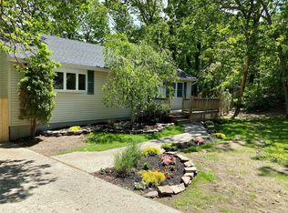 566 Birch Hollow Dr, Shirley, NY 11967