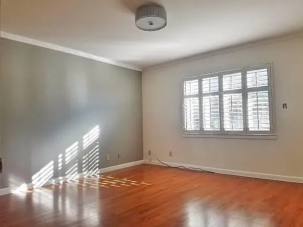 3 bed, 2.5 bath, 1700 sqft, $10,500 — Photo 3