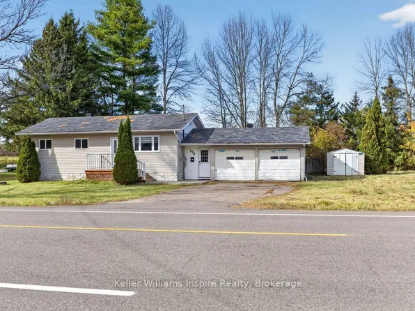 198 Drive In Rd, Laurentian Valley, ON K8A 7P4