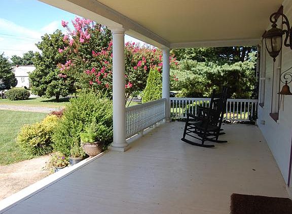 Spacious Front Porch