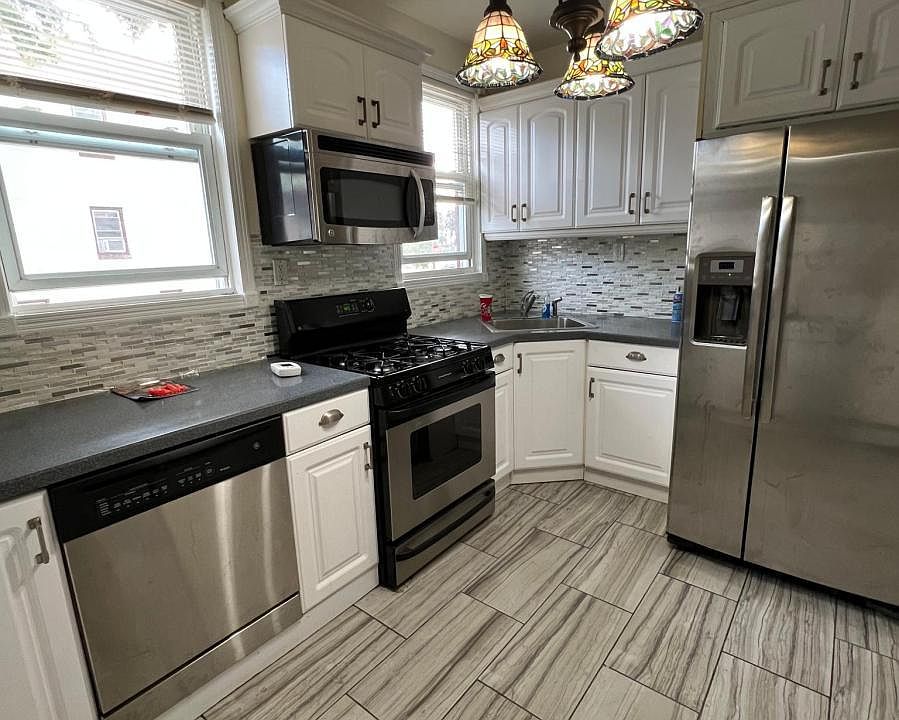 1st image of 44 Burhans Ave