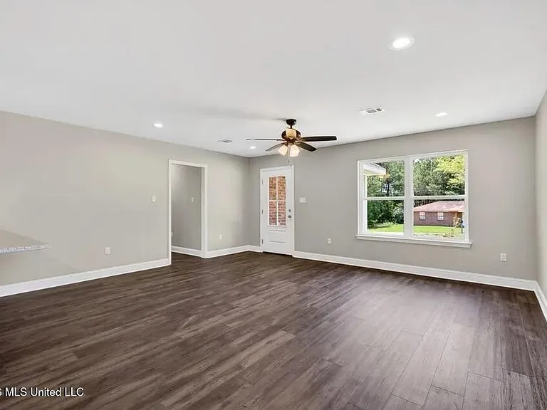 44 John Travis Rd — Photo 12