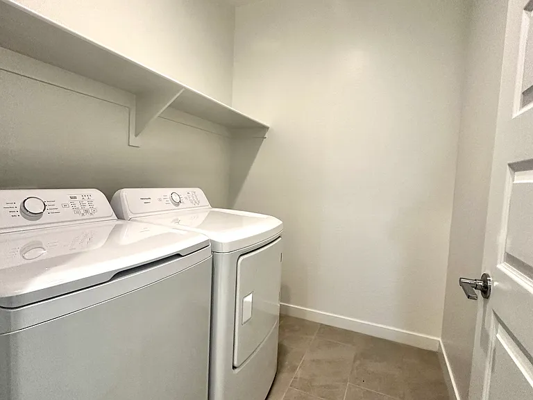 16756 W Charlotte Dr — Photo 14