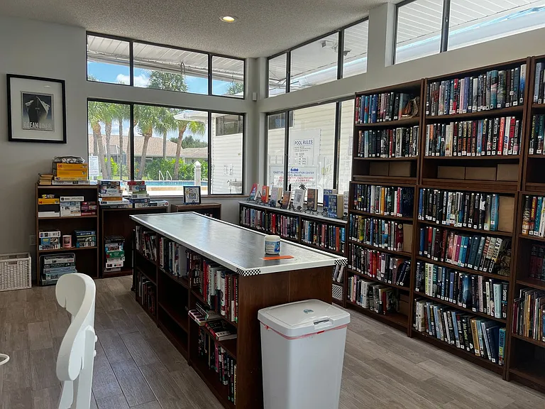 3018 Sail Pointe Cir #4-B — Photo 43