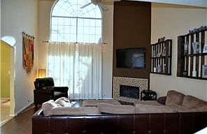 3rd image of 106 Silktree Ct