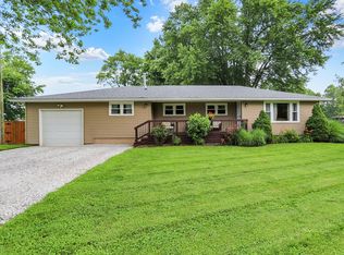 8760 Big Bend Rd, Martinsville, IN 46151