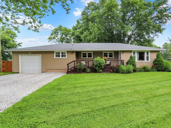 8760 Big Bend Rd, Martinsville, IN 46151