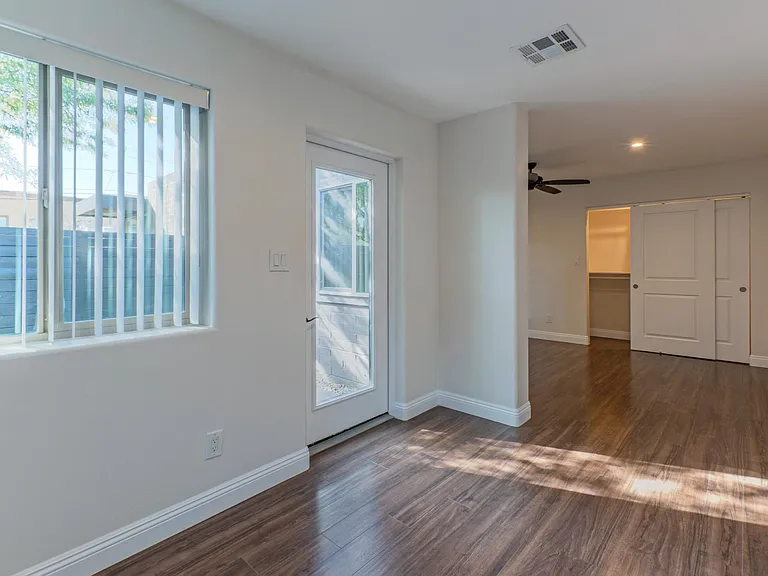 4421 N 26th St #3 — Photo 5