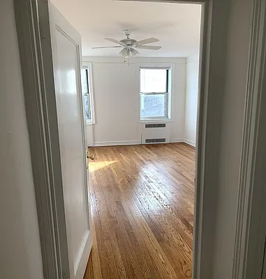 Rented by Otto Nielsen Realty | media 20