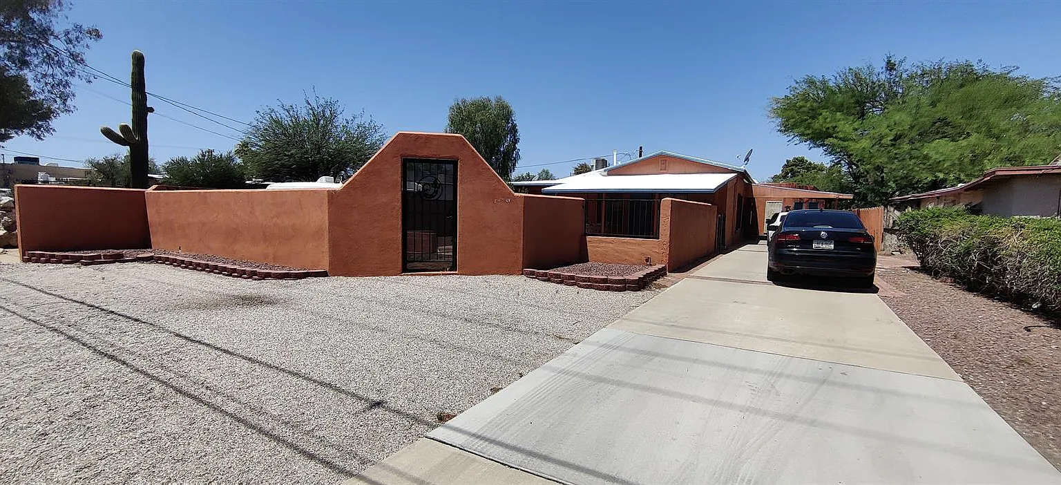 3013 N Richey Blvd — Photo 2