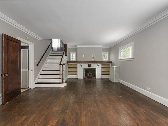 5th image of 17118 Ernadale Ave