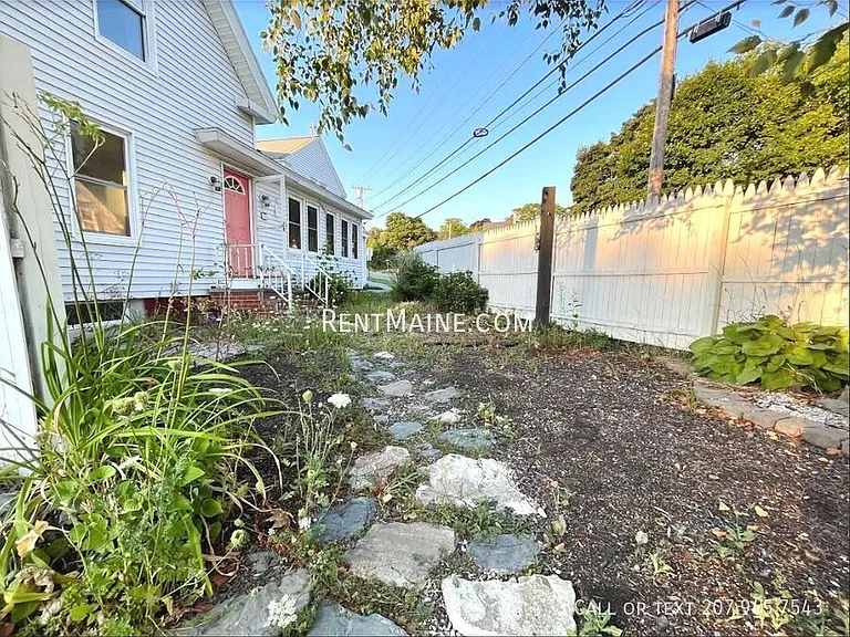 66 Stillwater Ave — Photo 28
