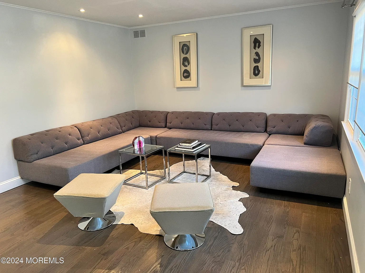 4 bed, 4.5 bath, 2386 sqft, $3,900 — Photo 2