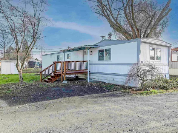 631 Warner Ave Trailer 18, Lewiston, ID 83501
