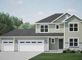 658 East Bluff CIRCLE, Waterford, WI 53185