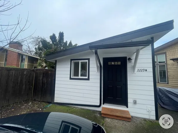 2229 Monterey Ln Unit A, Eugene, OR 97401