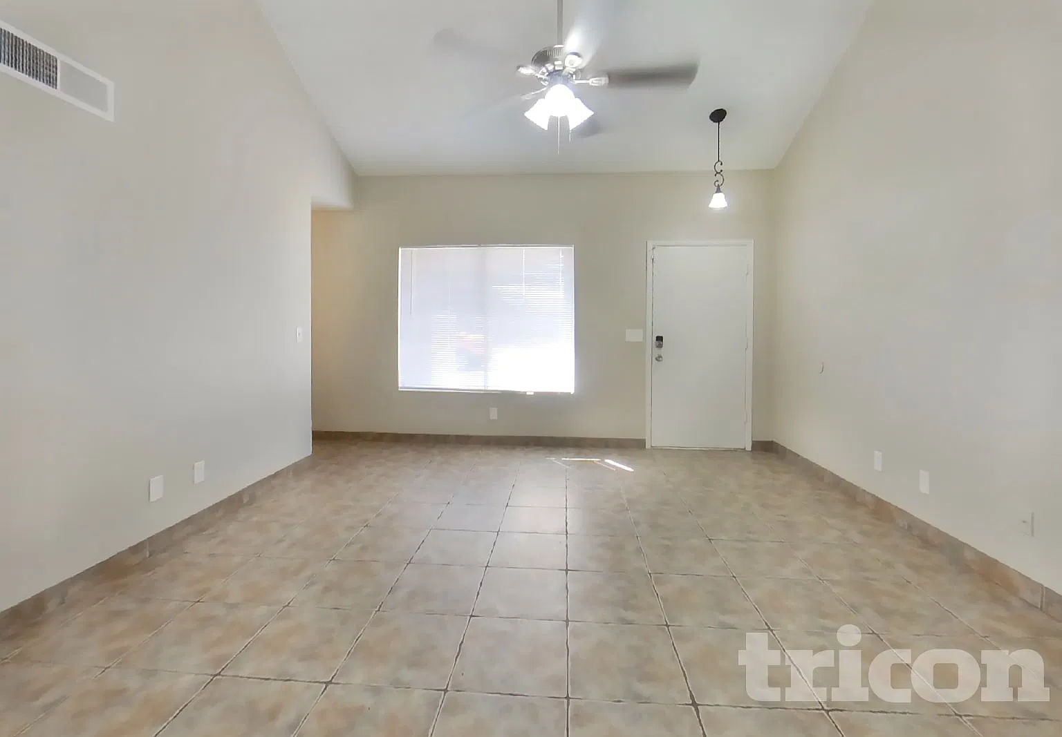 2210 W Mohawk Lane Phoenix AZ — Photo 3