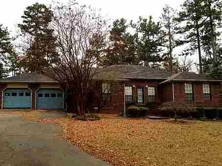 1st image of 7304 Pine Dr