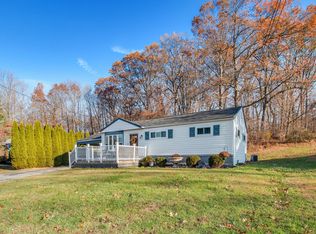 64 Carol Ln, Malvern, PA 19355