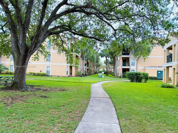 805 Riverside Dr APT 1111, Coral Springs, FL 33071