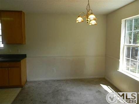 4th image of 4728 Oleander Dr