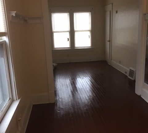 2nd image of 2519-A N Buffum St