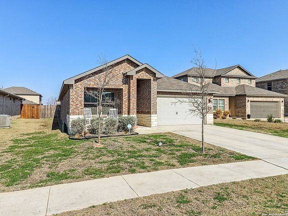 3rd image of 3012 Hess Boulevard