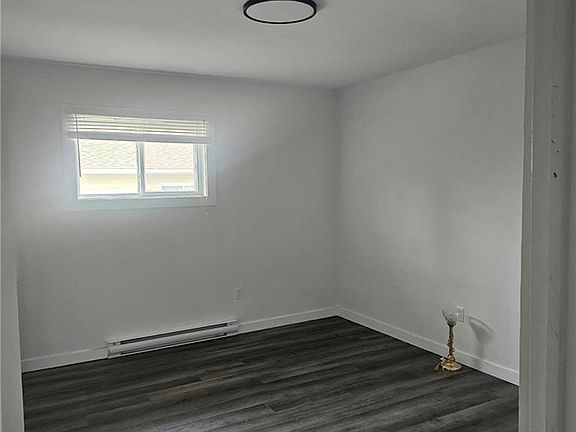 5th image of College St #710