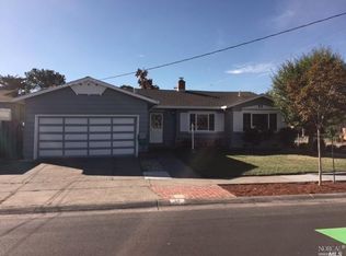 17 Spindrift Psge, Corte Madera, CA 94925