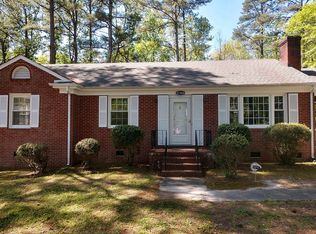 21100 Warren Ave, South Chesterfield, VA 23803