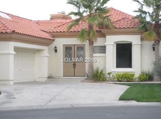 8701 Double Eagle Dr, Las Vegas, NV 89117