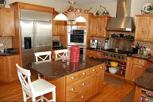 4th image of 22931 Weinhold Dr