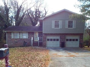 4635 Weyburn Ln, Stone Mountain, GA 30083